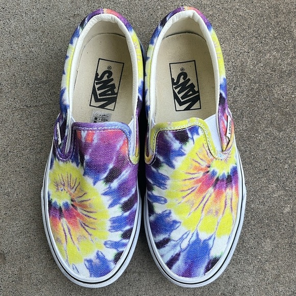 VANS Slip-on Sneakers in Tie-Dye Size 6 - Picture 6 of 10